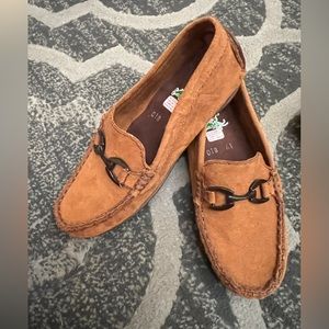 Kids loafers size 11, genuine suede.*NEW*